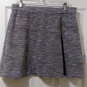 LOFT ladies short skirt elastic waist Black & White Size L